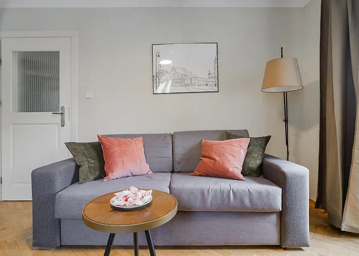 Old Town Serviced P&O Apartments