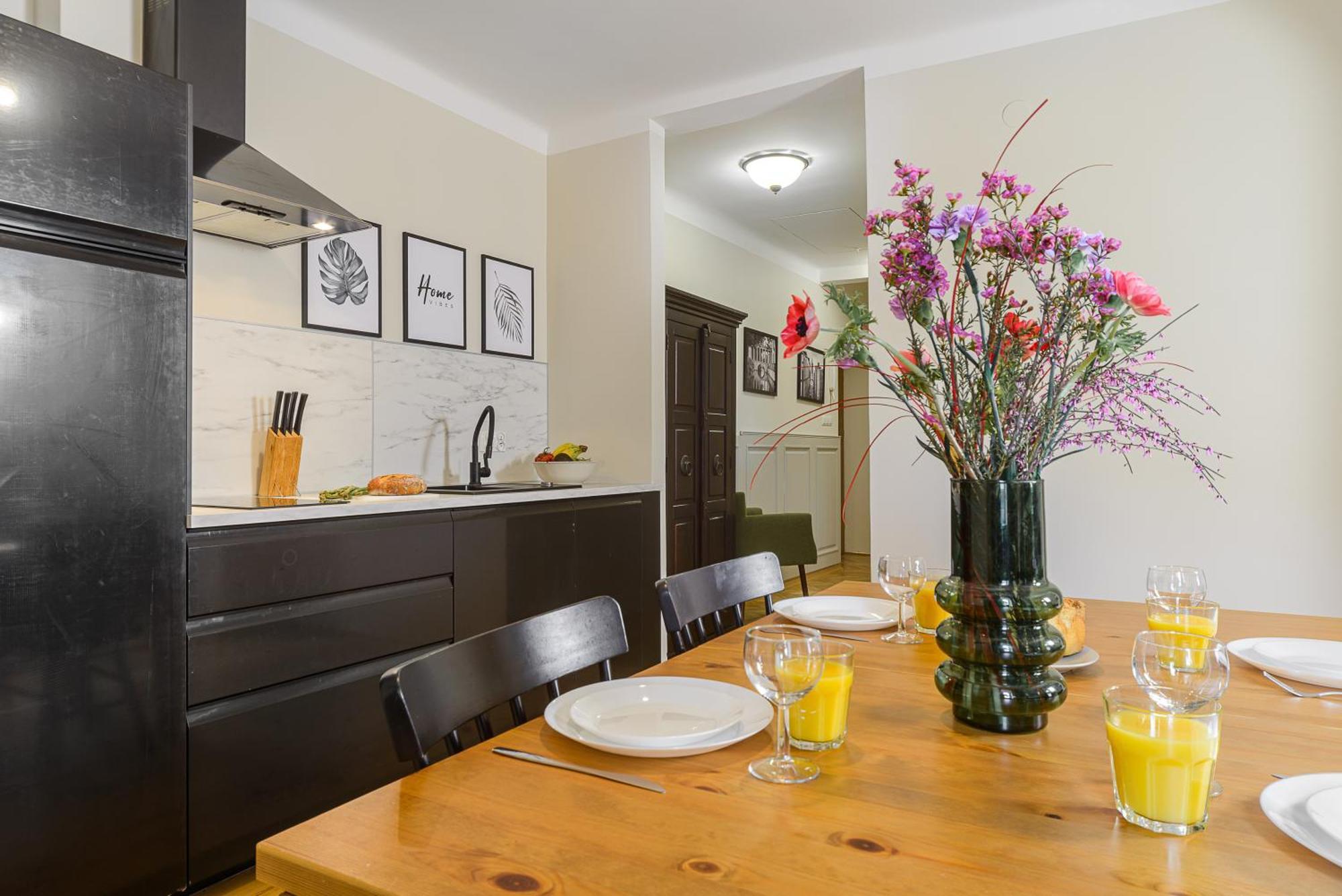 Old Town Serviced P&o Apartment *
